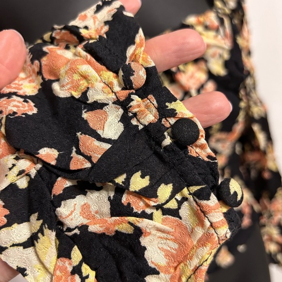 NWT free people Hillary floral blouse with smock detailing - Picture 7 of 14
